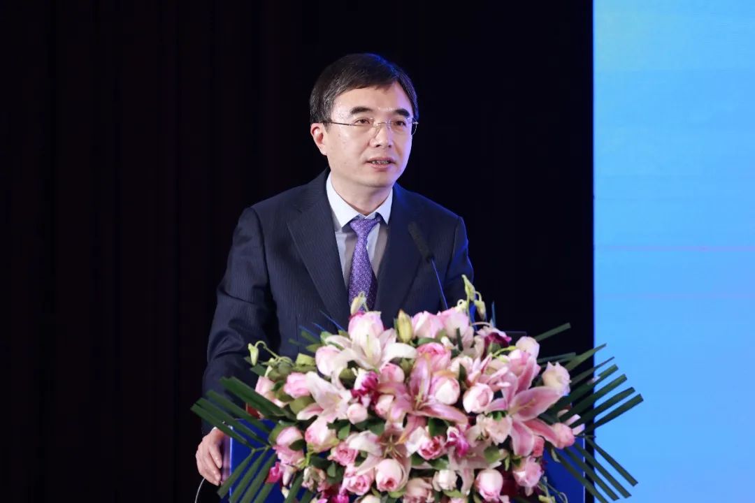 聚力紡織現(xiàn)代化產(chǎn)業(yè)體系新開局！中紡圓桌論壇第十七屆年會在北京舉行