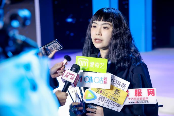 &ldquo;元音#東方&rdquo;第十二屆&ldquo;大浪杯&rdquo;中國女裝設計大賽圓滿收官，作品《逍遙詩學》贏得&ldquo;金浪獎&rdquo;20萬，大賽虛擬代言人&ldquo;唯我&rdquo;驚艷亮相！