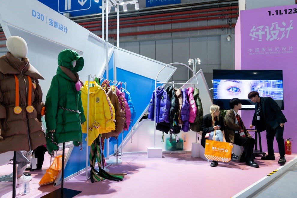 以原創(chuàng)設(shè)計撬動時尚產(chǎn)業(yè)高質(zhì)量發(fā)展新格局 &ldquo;中國服裝好設(shè)計&rdquo;第四季盛裝開啟