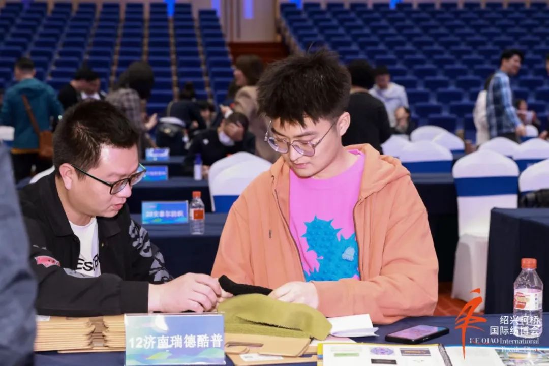 尋找中國(guó)好面料！2023中國(guó)面料之星啟動(dòng)儀式暨服裝品牌需求精準(zhǔn)對(duì)接會(huì)在柯橋召開(kāi)