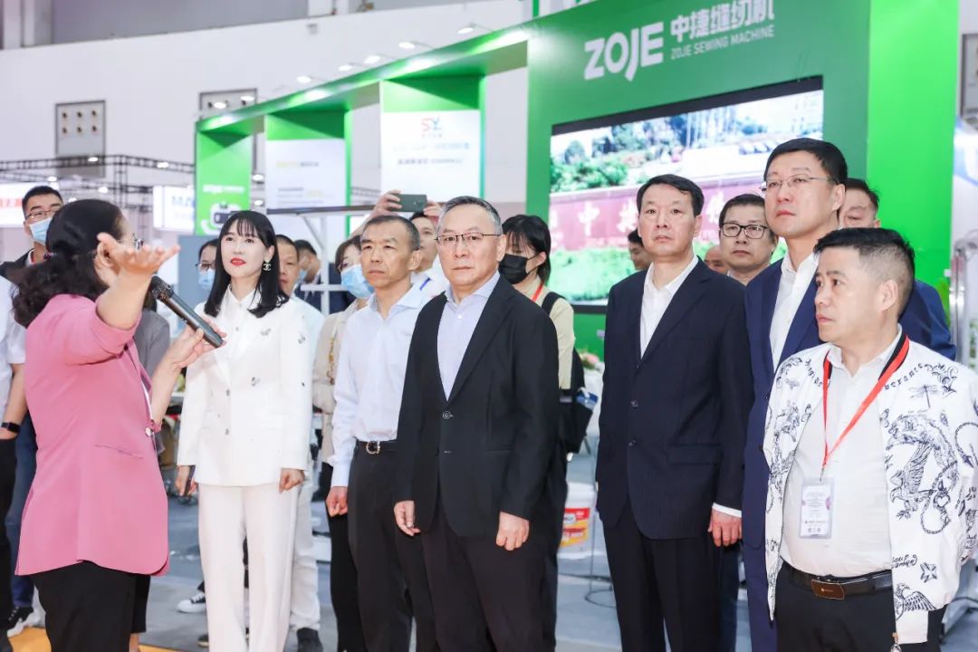 潮起江城，面向未來 | 2023武漢國際紡織面料及輔料博覽會啟幕