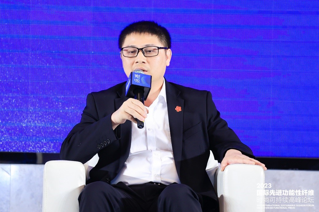 跨越經(jīng)緯 萬(wàn)物可織！2023國(guó)際先進(jìn)功能性纖維時(shí)尚可持續(xù)高峰論壇共話材料創(chuàng)新發(fā)展