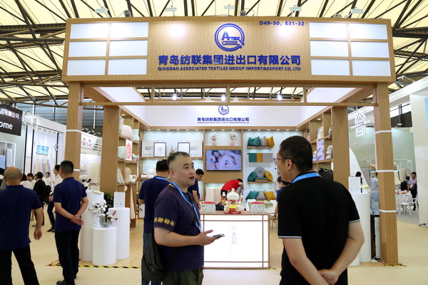 山東292家企業(yè)齊聚31屆華交會，青島家紡展團(tuán)大放異彩