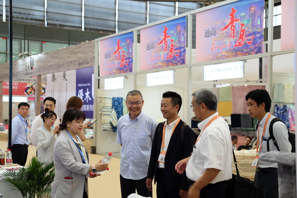 山東292家企業(yè)齊聚31屆華交會，青島家紡展團(tuán)大放異彩