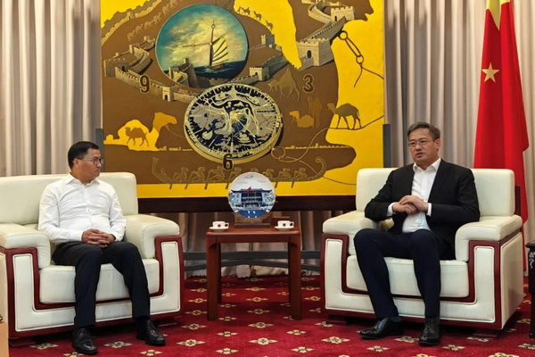  中國紡織進(jìn)出口商會(huì)會(huì)長曹甲昌率會(huì)員企業(yè)赴越南訪問