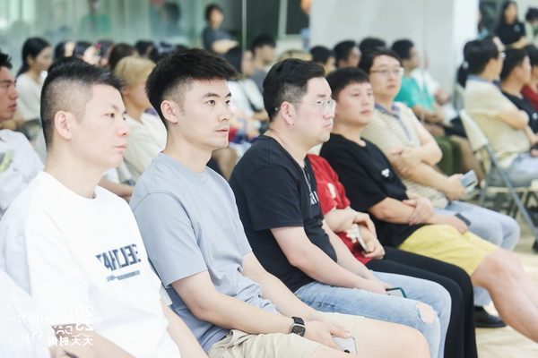 紡織數(shù)字化轉(zhuǎn)型如何做？產(chǎn)業(yè)鏈多維發(fā)力提升實(shí)效