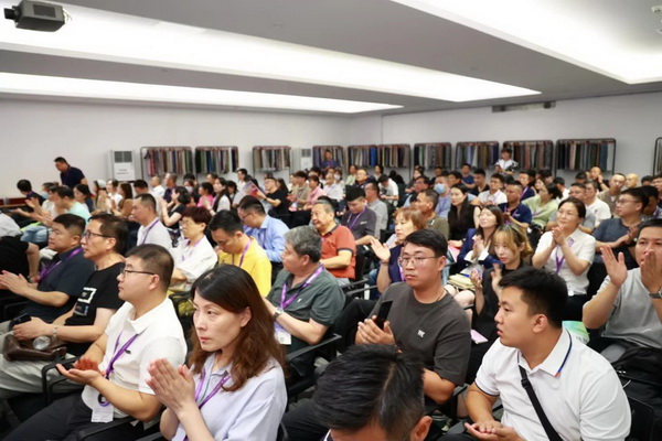 &ldquo;星光&rdquo;賦能，激發(fā)行業(yè)新活力！2023中國(guó)面料之星發(fā)布會(huì)再展芳華與榮耀