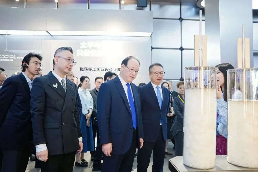 &ldquo;潮涌東方、風(fēng)尚寧波&rdquo;--2023寧波時尚節(jié)暨第27屆寧波國際服裝節(jié)盛大啟幕