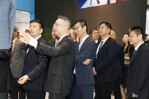 &ldquo;潮涌東方、風(fēng)尚寧波&rdquo;--2023寧波時尚節(jié)暨第27屆寧波國際服裝節(jié)盛大啟幕