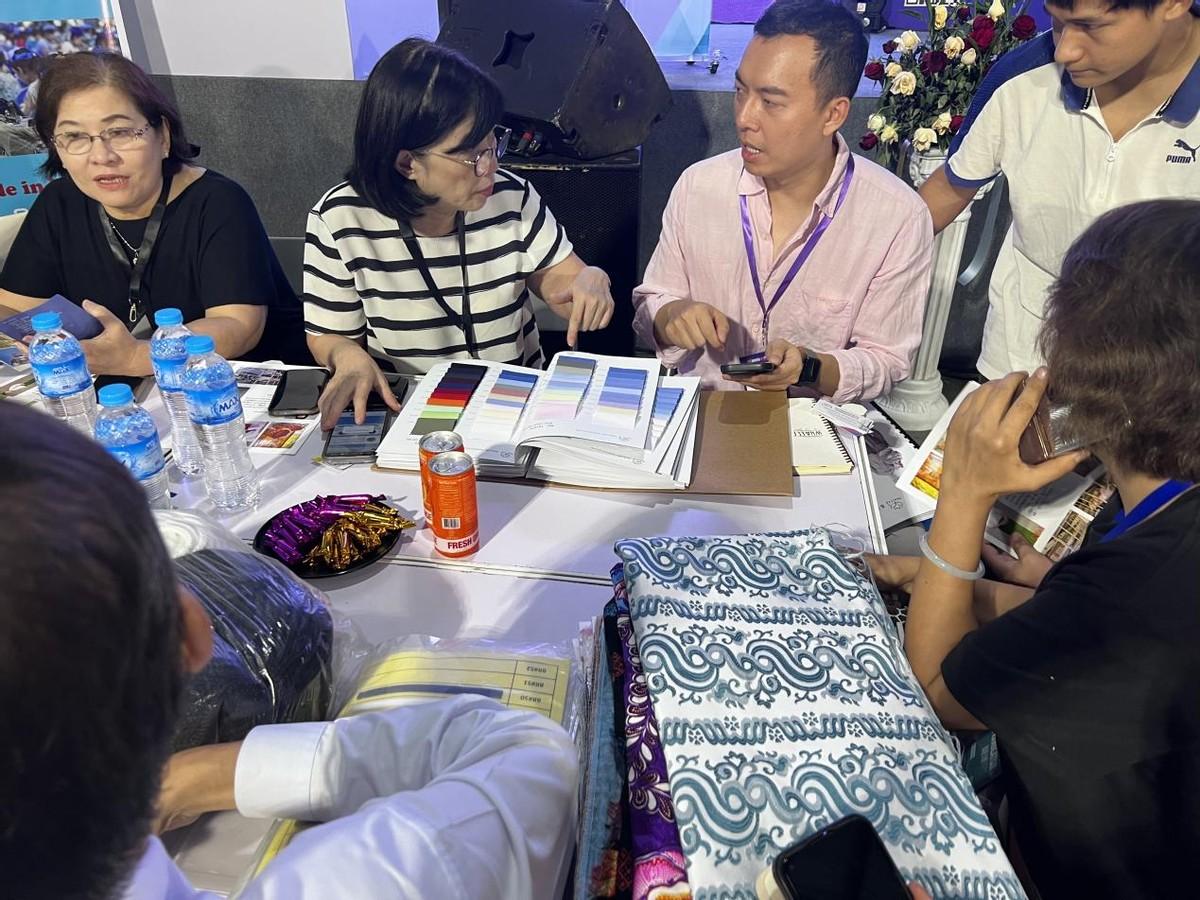 共創(chuàng)中緬紡織新時(shí)代，2023年浙江國際貿(mào)易（緬甸）展覽會(huì)圓滿收官