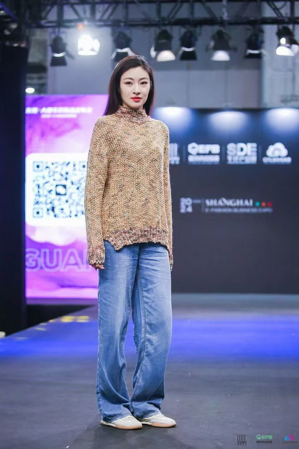 中國品牌日｜大朗毛織16家企業(yè)亮相EFB上海服飾供應鏈展，共繪產業(yè)新篇章