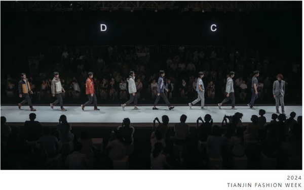 致力于打造民族定制品牌！艾思萊薩新品在天津時裝周圓滿發(fā)布
