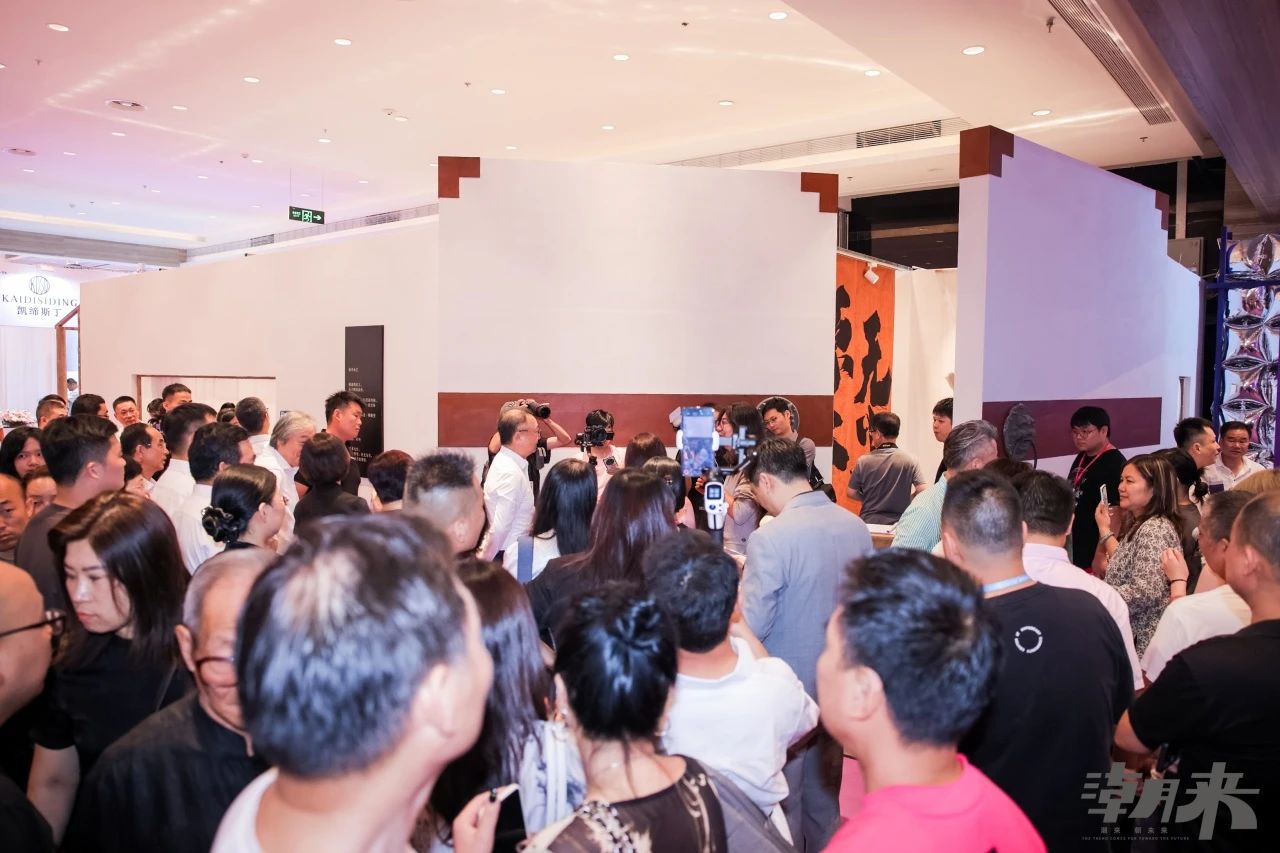 品類全能 品質(zhì)卓越 品牌進(jìn)階 | 2024海寧中國國際時裝展隆重舉行