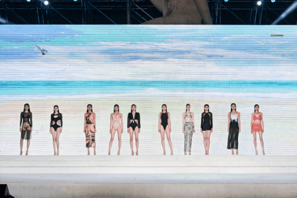 &ldquo;泳&rdquo;動興城！2024東北亞（興城）國際泳裝博覽會開幕