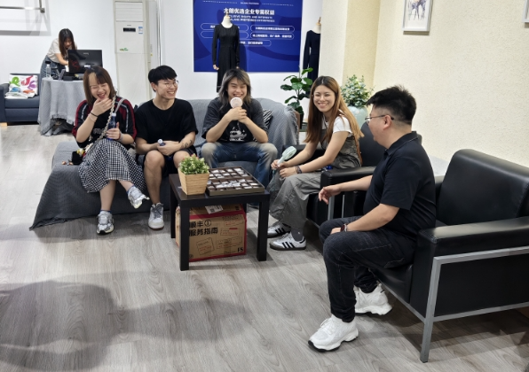 香港知專設計學院&ldquo;灣區(qū)探索行&mdash;針織啟航&rdquo;活動走進東莞大朗