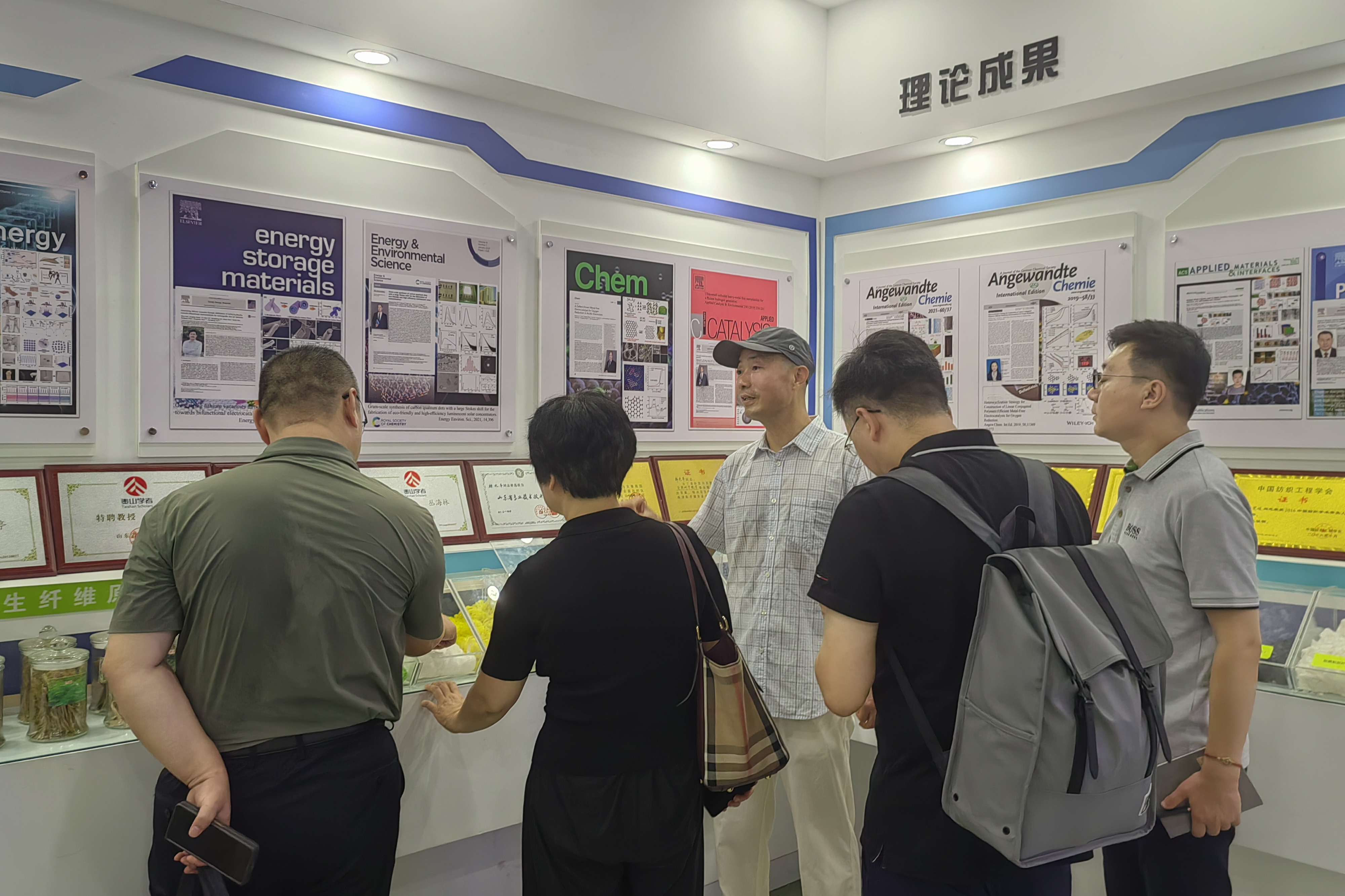 家紡升級，纖維先行--中國家用紡織品行業(yè)協(xié)會朱曉紅會長一行來青調(diào)研