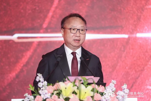 中國紡聯(lián)會長孫瑞哲：以精誠為神、以日新為道，為中國紡織事業(yè)而努力