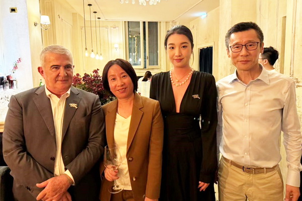 昭奈華裕閃耀米蘭，共繪中意時(shí)尚融合新篇章