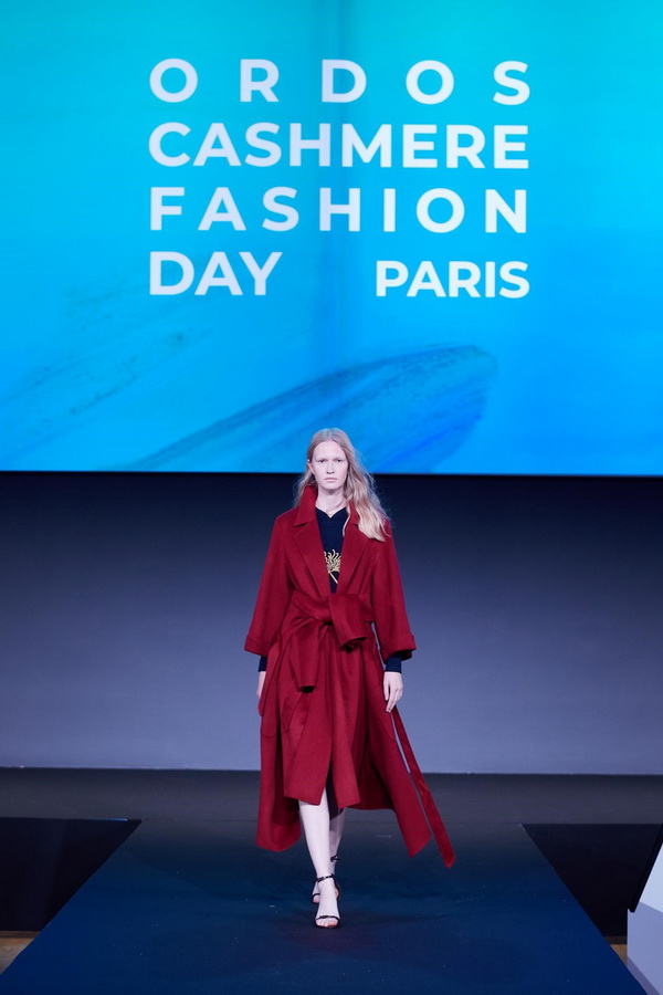 乘風(fēng)馭海，踏浪而升，鄂爾多斯市羊絨時尚日強(qiáng)勢登陸巴黎時裝周