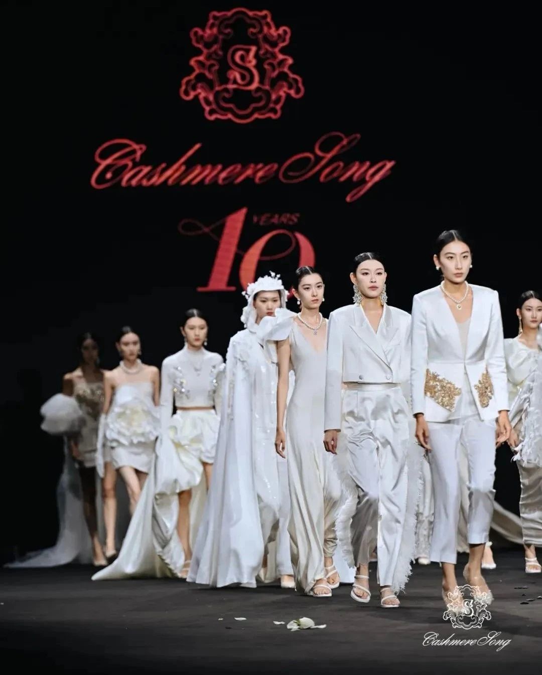 中國（荔秀）優(yōu)質(zhì)女裝采購節(jié)啟幕在即，你們準(zhǔn)備好了嗎？