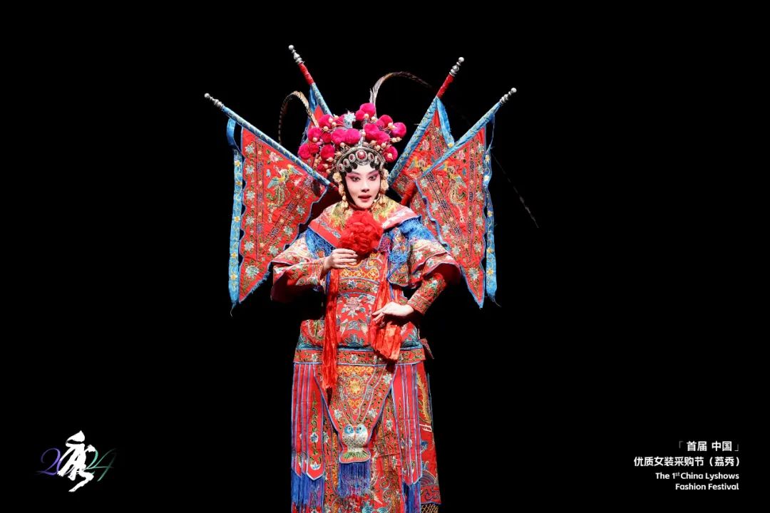 首屆中國(guó)（荔秀）優(yōu)質(zhì)女裝采購(gòu)節(jié)已盛大開幕，直擊首日盛況