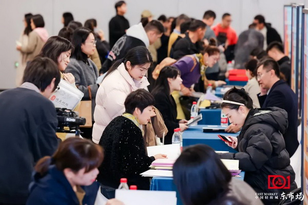 新質(zhì)啟航，時尚揚帆，&ldquo;中國時尚女裝面料第一站&rdquo;再度發(fā)力