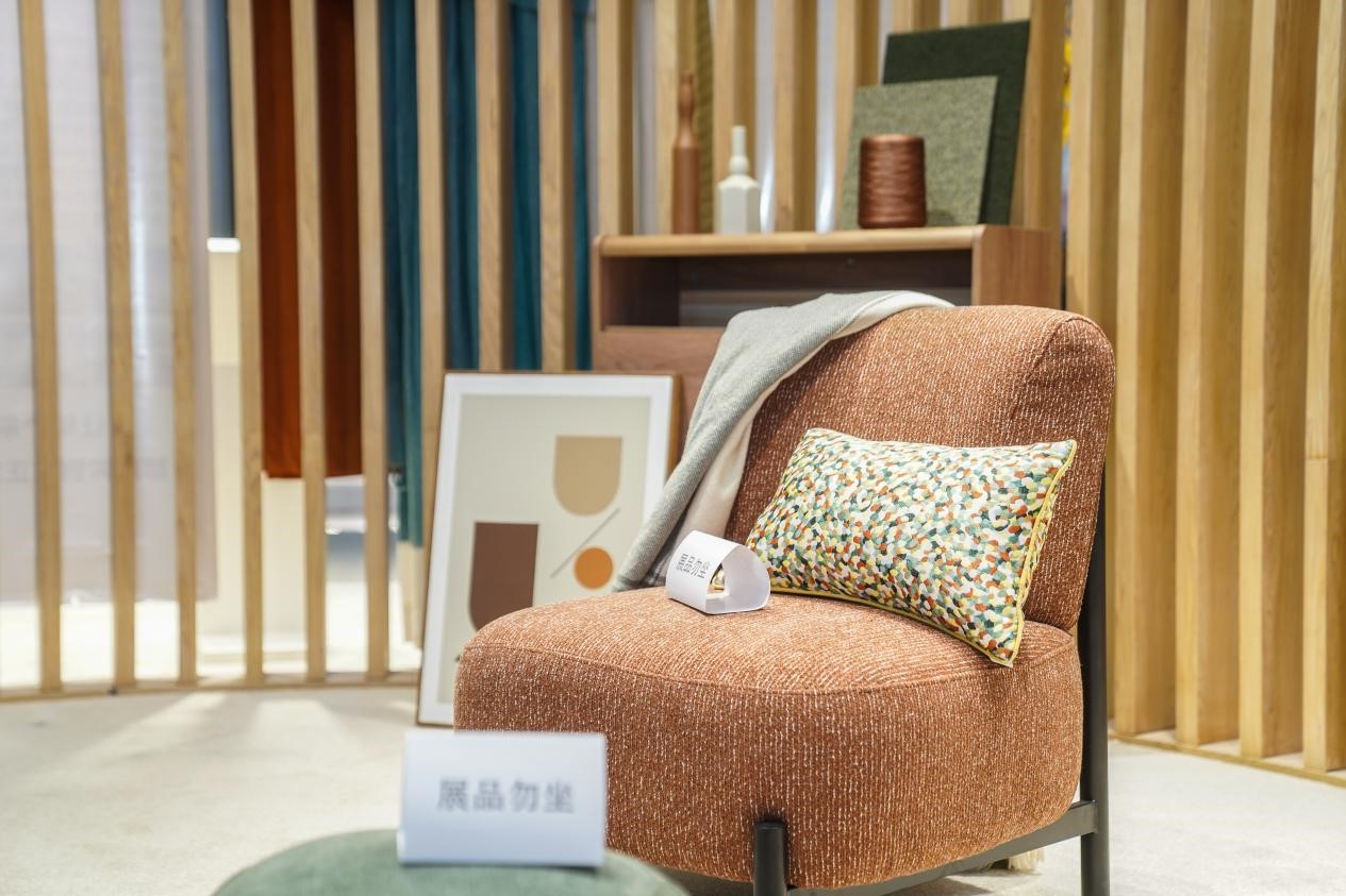 智造織就未來，錦韻潮動全球！2025海寧春季家博會今日啟幕