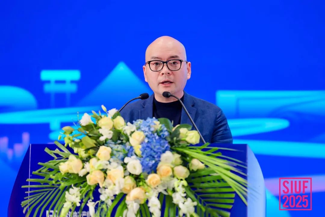 內(nèi)衣產(chǎn)業(yè)聚智深圳，共繪&ldquo;智尚&rdquo; 新篇｜2025中國內(nèi)衣文化周暨第三屆U30全球內(nèi)衣產(chǎn)業(yè)峰會圓滿落幕