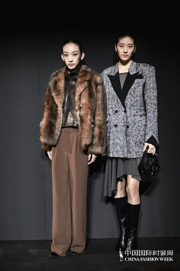 胡瑩瑩的精神內(nèi)核&ldquo;ARTEMIS&middot;自由悅己&rdquo;  設計師品牌Y2FREEDOM秋冬系列北京綻放