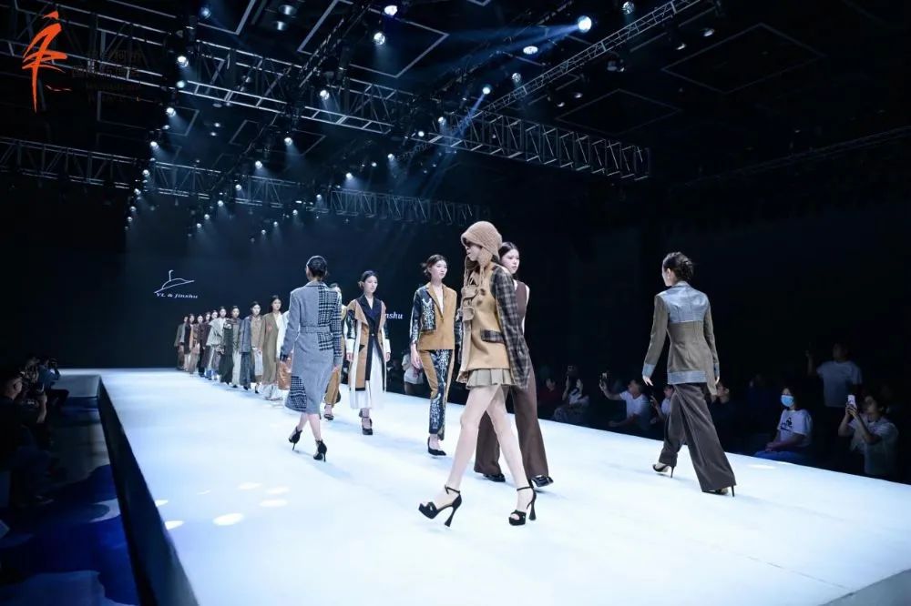 商貿(mào)對接超預期，產(chǎn)業(yè)鏈協(xié)同創(chuàng)新再升級！2025柯橋春季國際紡博會圓滿落幕