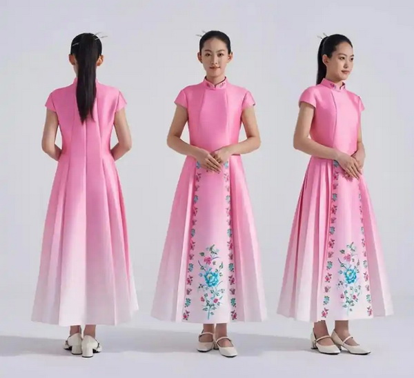 第十五屆全運(yùn)會(huì)頒獎(jiǎng)禮服發(fā)布：馬面裙、三藍(lán)繡、旗袍領(lǐng)，非遺元素彰顯灣區(qū)魅力