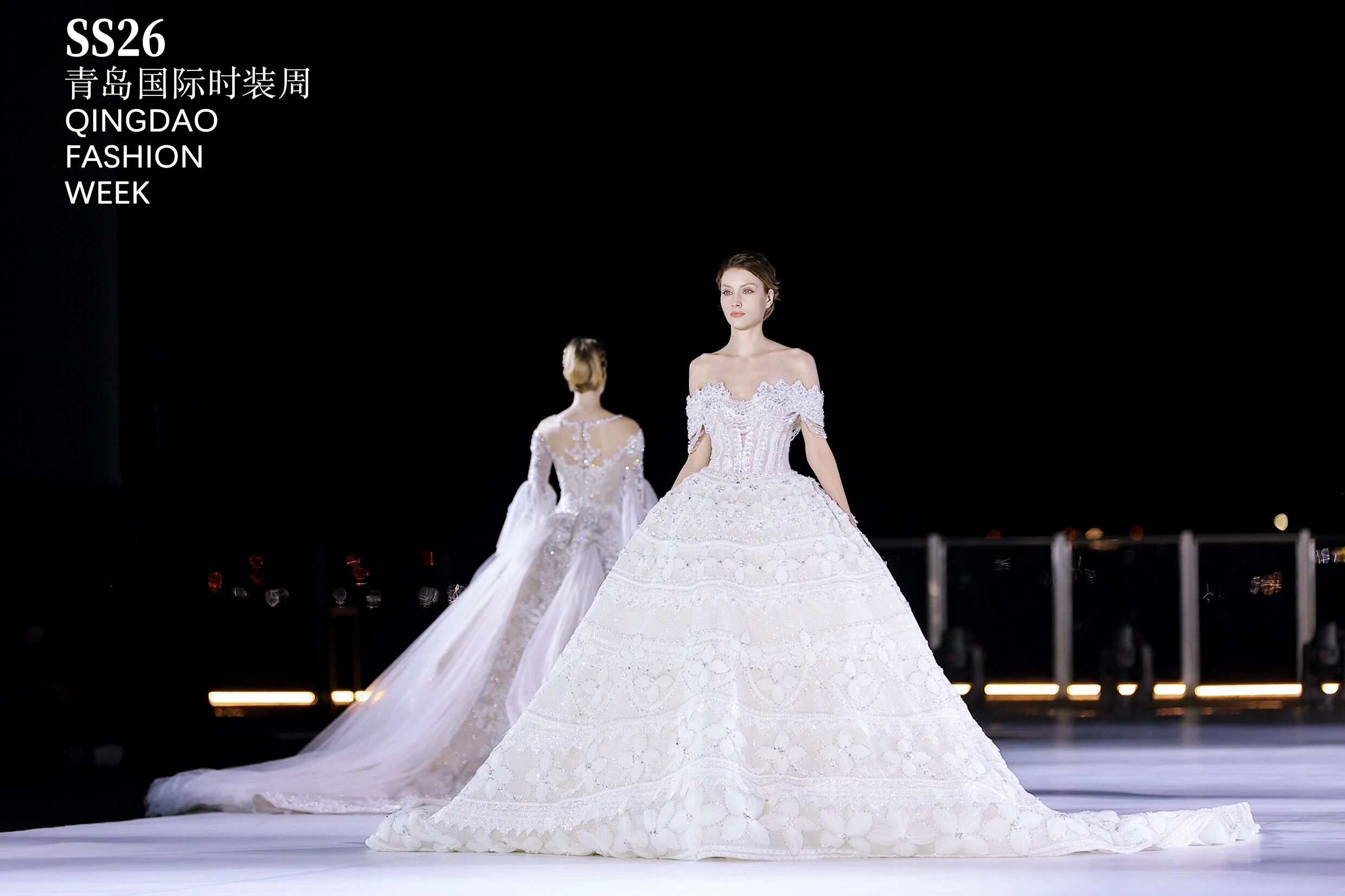 潮涌浮山灣畔 時(shí)尚綺夢啟航--2025中國（青島）國際時(shí)裝周盛大啟幕！