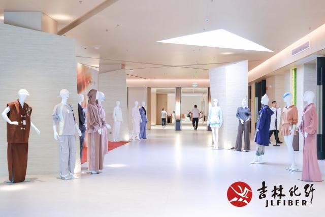 撬動(dòng)舒適穿著新賽道，共探華絨&reg;產(chǎn)品開(kāi)發(fā)新機(jī)遇