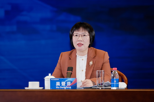 開放競合 共鏈未來--2025知名企業(yè)家圓桌會議擘畫紡織產業(yè)新格局