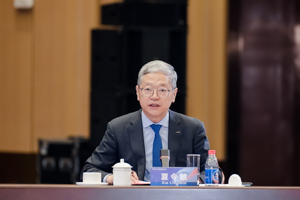 開放競合 共鏈未來--2025知名企業(yè)家圓桌會議擘畫紡織產業(yè)新格局