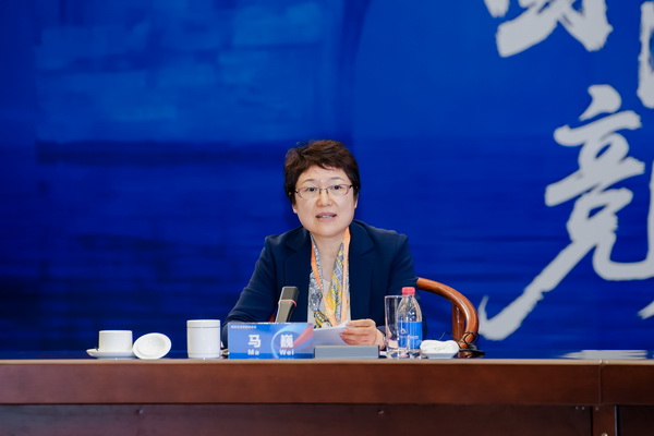 開放競合 共鏈未來--2025知名企業(yè)家圓桌會議擘畫紡織產業(yè)新格局