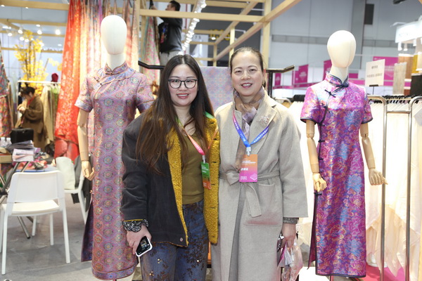 教授老總與金獎(jiǎng)設(shè)計(jì)師老總的美麗邂逅，將會(huì)為時(shí)尚界帶來怎樣的驚喜？