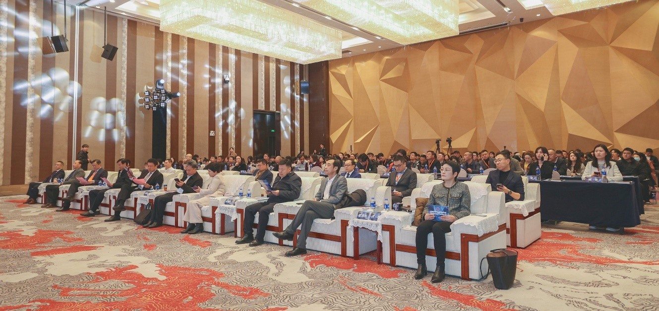 品質(zhì)立根 品牌揚帆！2025 紡織服裝創(chuàng)新年會解鎖 &ldquo;以質(zhì)取勝、以牌興業(yè)&rdquo; 密碼