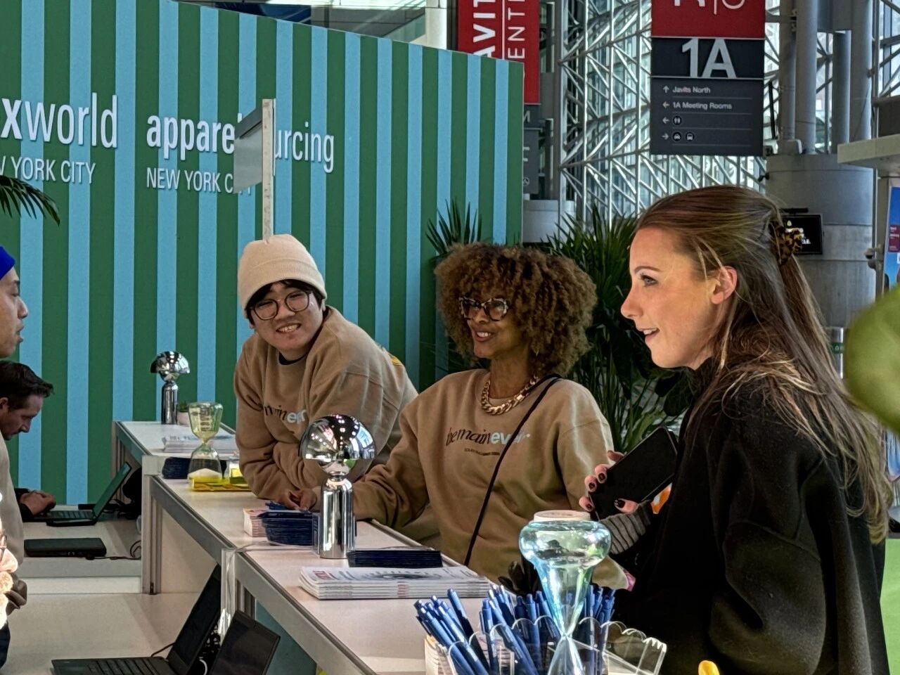 美國(guó)TEXWORLD服裝面料展紐約國(guó)際服裝采購(gòu)展APP啟幕