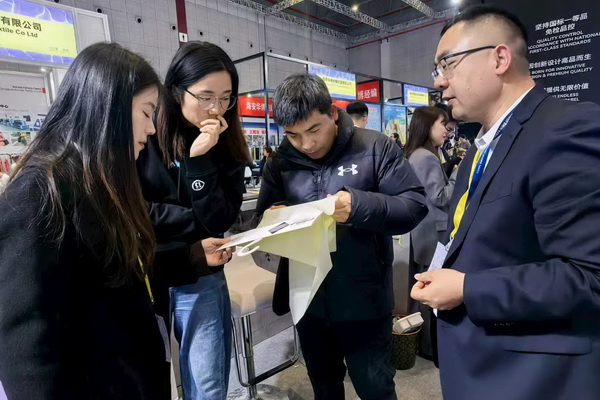 動態(tài)透氣科技|嘉耀紡織用創(chuàng)新詮釋功能性面料新高度