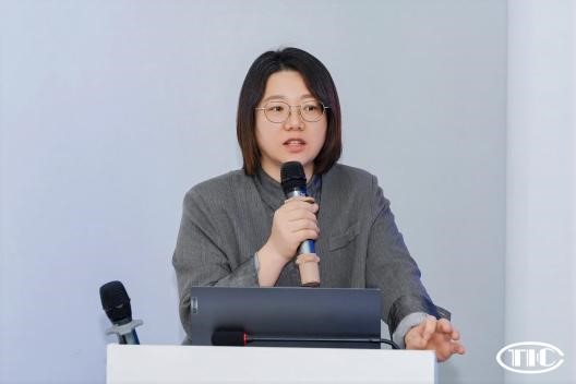 破解數(shù)字化管理難題！紡織數(shù)智轉(zhuǎn)型研討會在柯橋舉辦