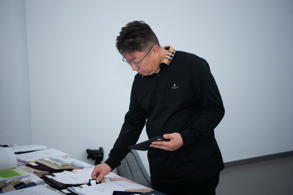 以人才培育為行業(yè)注入持久驅(qū)動力！第十一屆十佳紡織面料設(shè)計師評審會于柯橋舉行